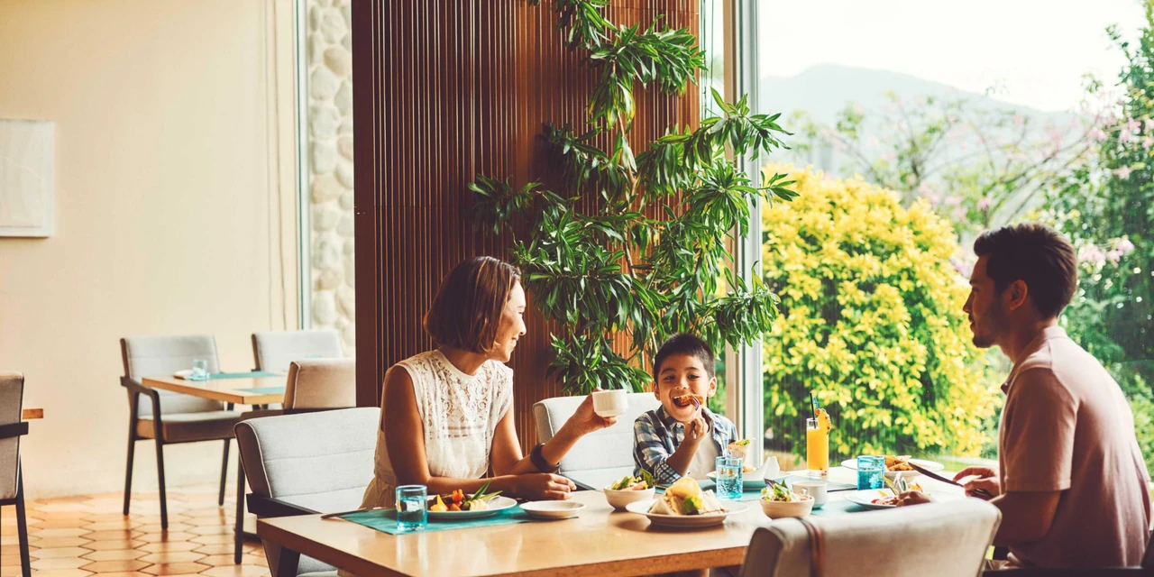 ANA InterContinental Manza Beach Resort · Official image of the hotel’s dining spaces